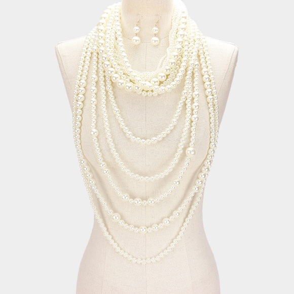 Cream Pearl Choker & Layered Statement Necklace - Picture 1 of 1